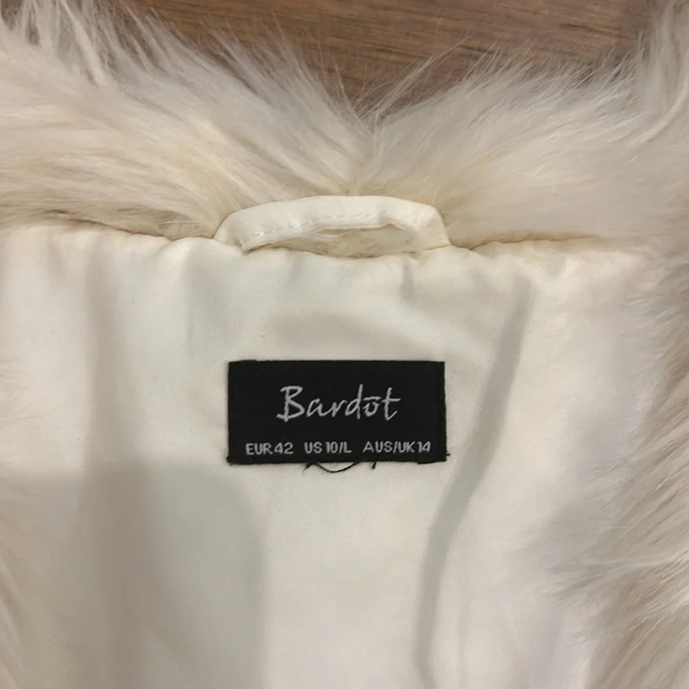 Bardot Faux Fur Vest - Picture 3 of 3